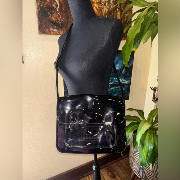Vintage black pated satchel crossbody bag- unique we retro. - Picture 1 of 12